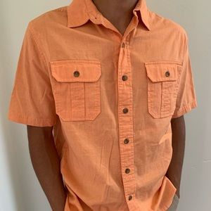 Casual short sleeve shirt